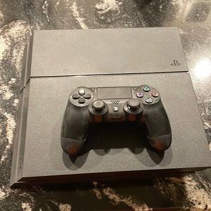 PS4 Console